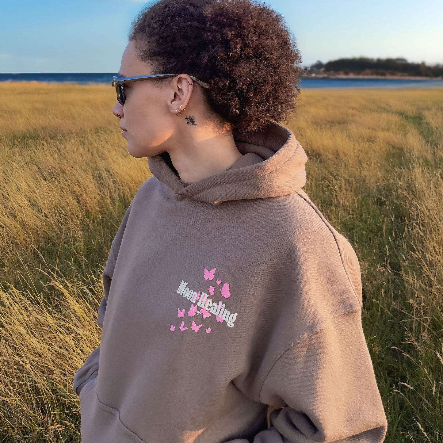 "MOON HEALING" HOODIE